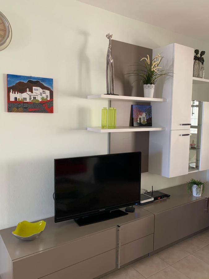 Lovely Villa Nico Playa Blanca, Hot Tub, Communal Pool 외부 사진