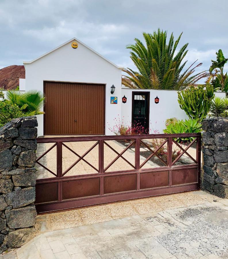 Lovely Villa Nico Playa Blanca, Hot Tub, Communal Pool 외부 사진